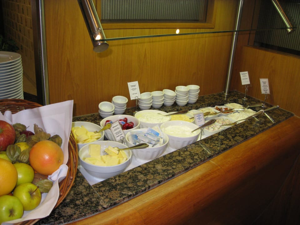 Frühstück Dorint Strandresort & Spa Ostseebad Wustrow