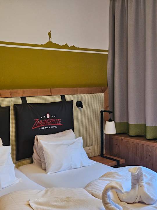 Zimmer BergSpa & Hotel Zamangspitze