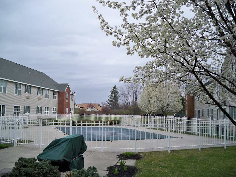 Pool Apartments Cresthill Suites Syracuse