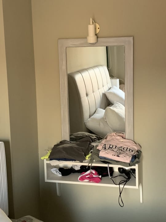 Zimmer Petousis Hotel & Suites