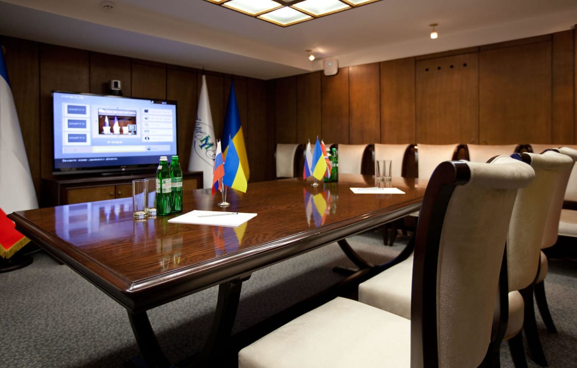 Конференц-зал "Омега" Yalta Intourist Hotel