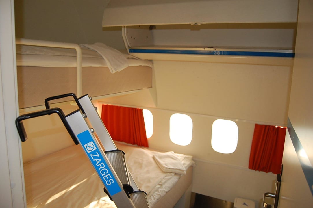 Das Zimmer Hostel Jumbo Stay