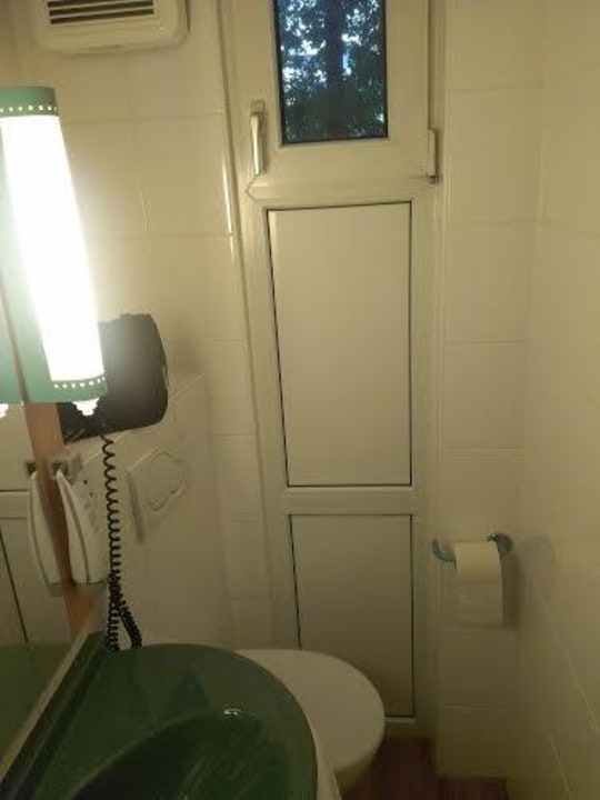 Bathroom B&B Hotel Bonn-City