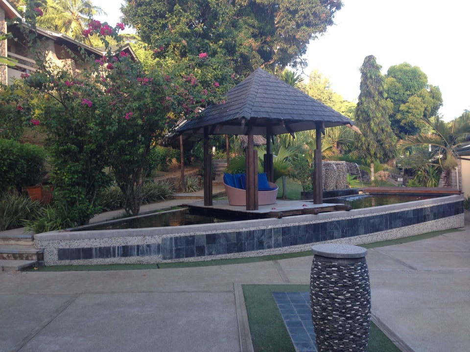 . The Coco de Mer Hotel & Black Parrot Suites