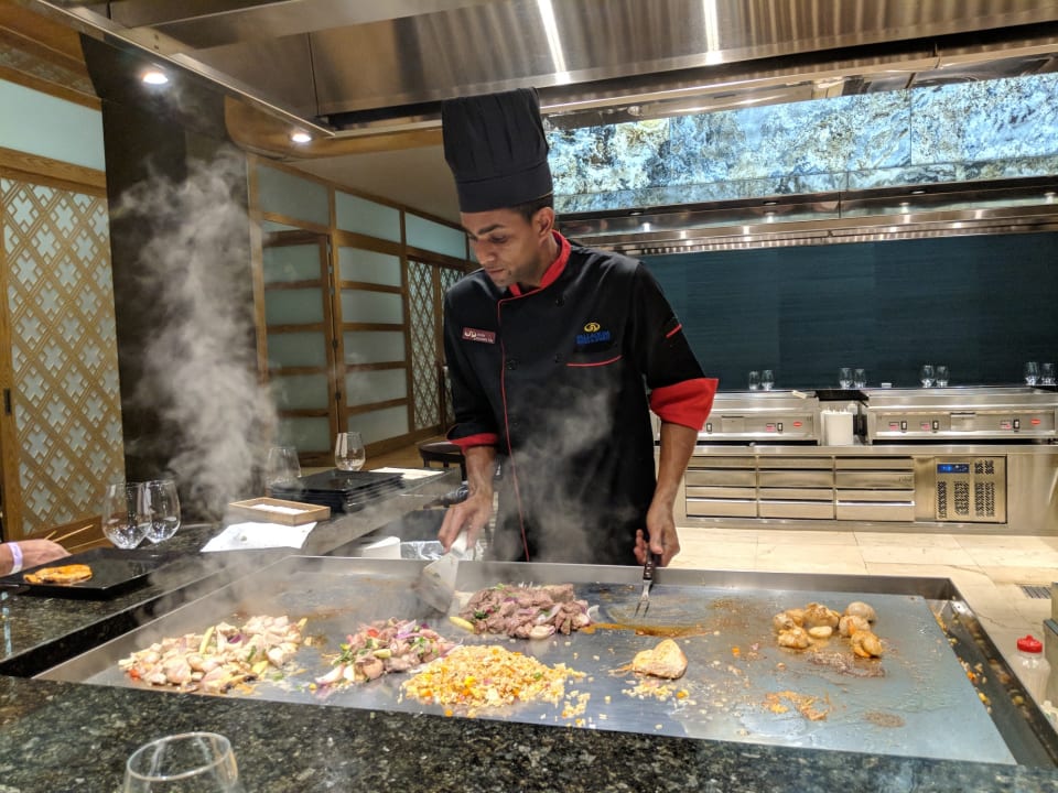 Beim Japaner mit Show Cooking Grand Palladium Select Bávaro Resort & Spa