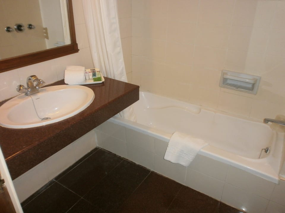 Das Bad Hotel Clarks Khajuraho