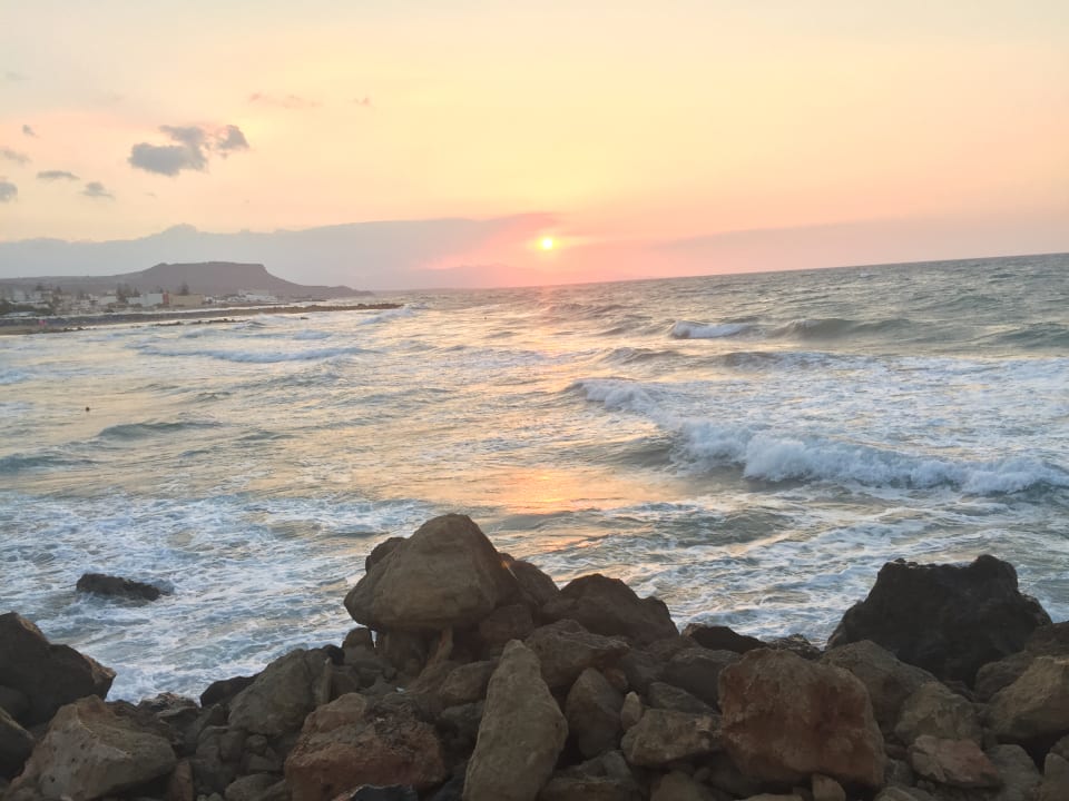 Strand Mitsis Rinela