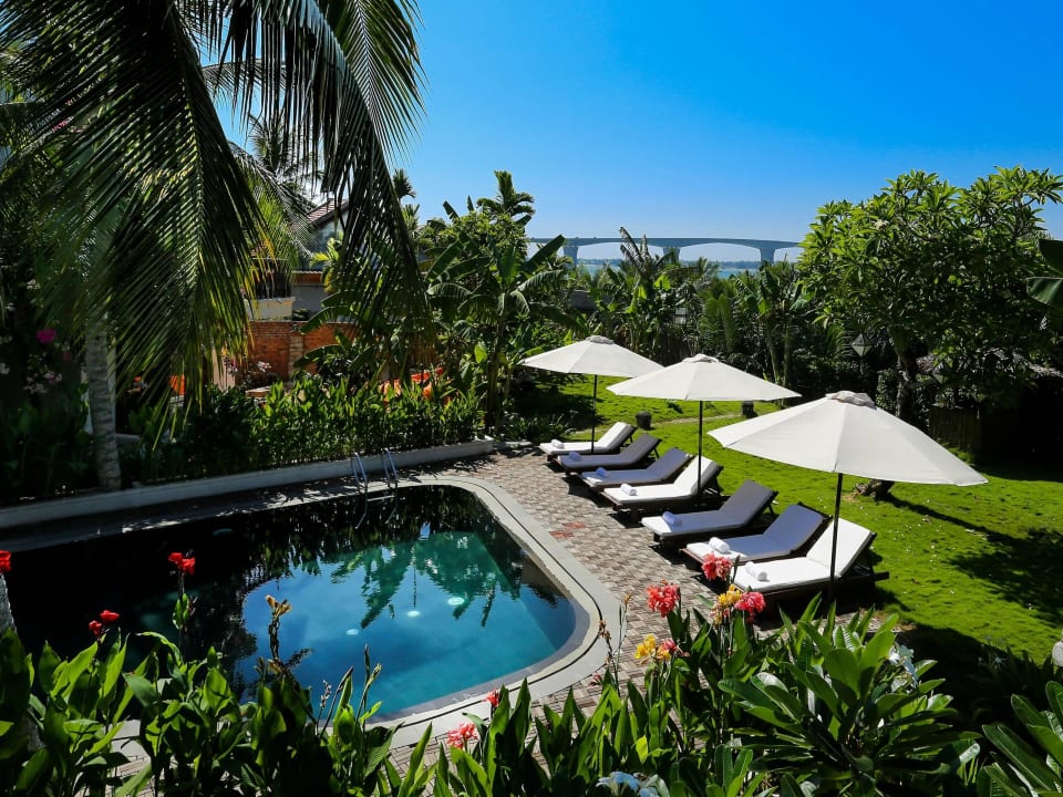 Swimming pool Hoi An Coco River Resort & Spa