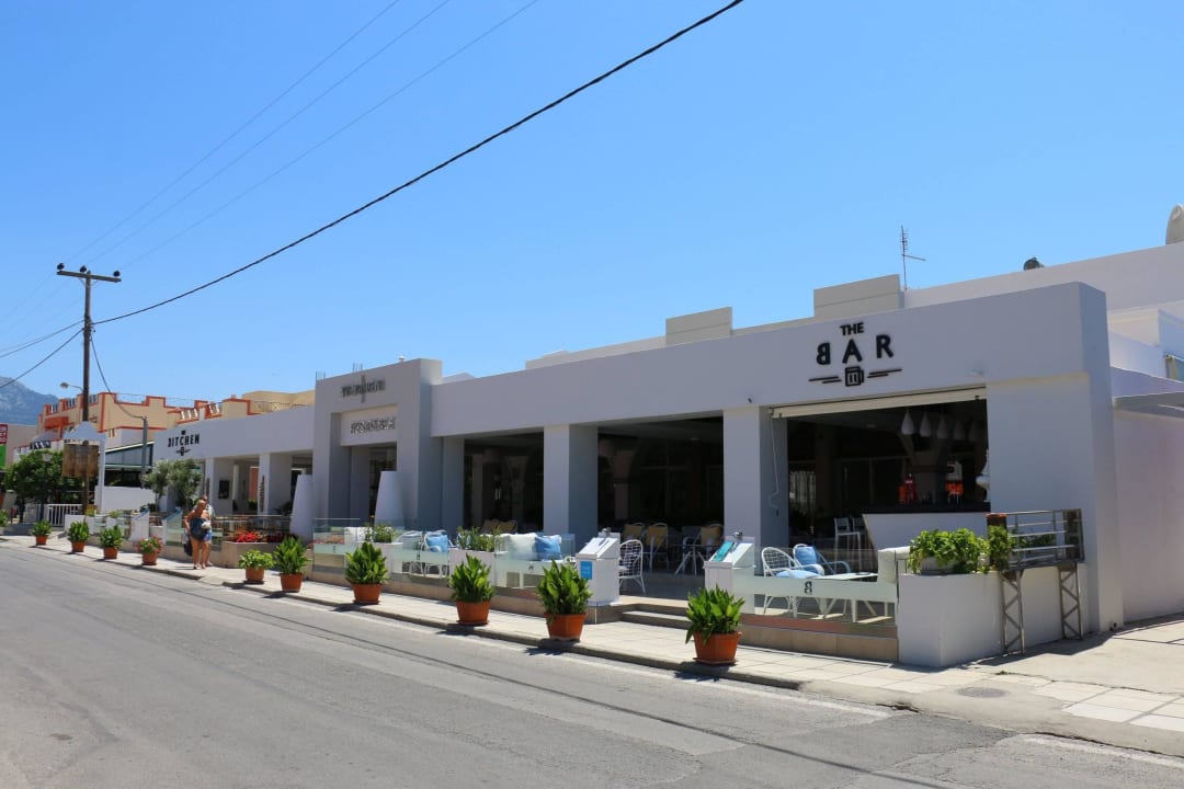 Frontansicht Sentido More Meni Residence & Suites