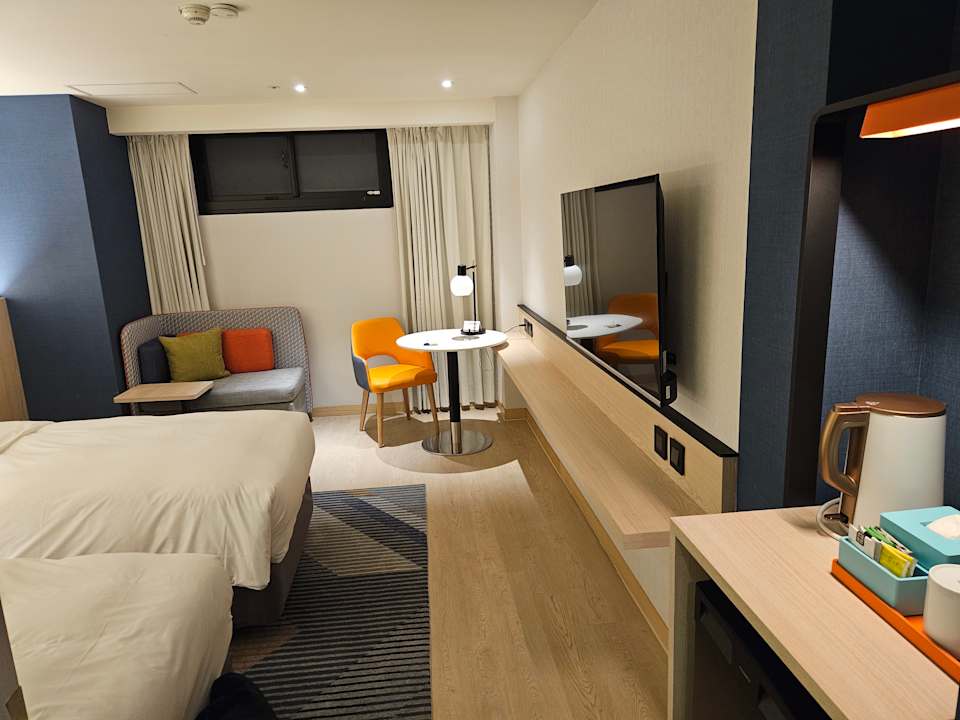 Zimmer Hotel Holiday Inn East Taipei