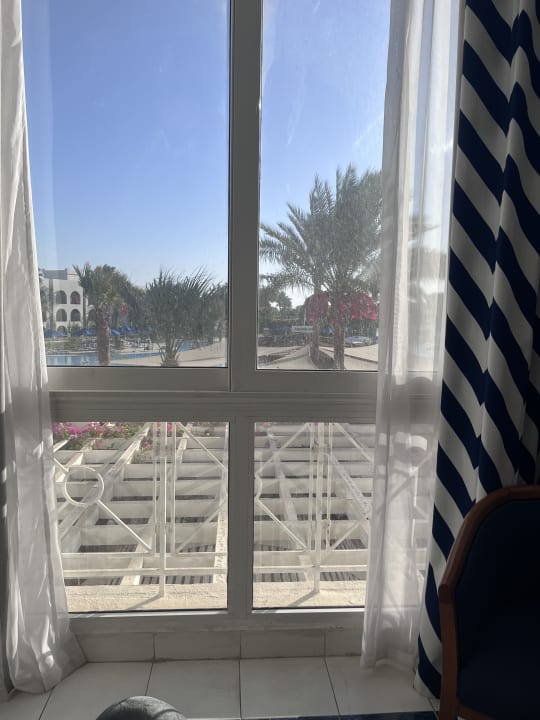 Ausblick Desert Rose