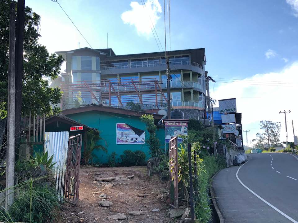 Außenansicht Olympus Plaza Hotel