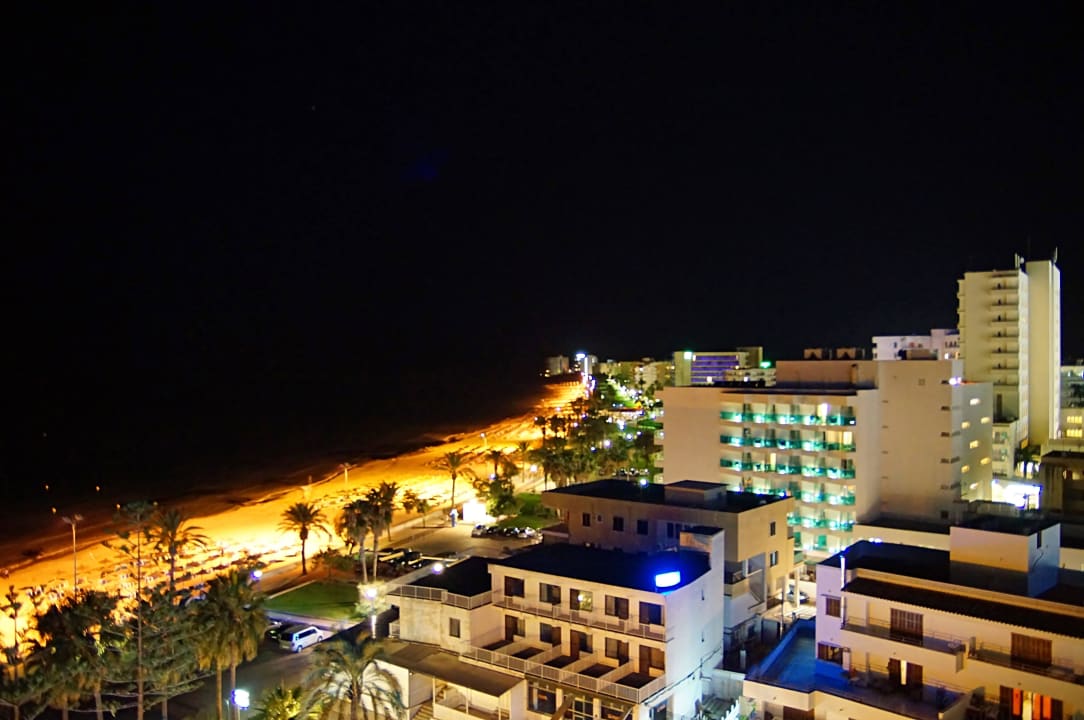 Aussicht bei Nacht CM Playa del Moro