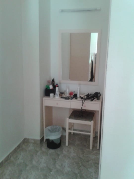 Zrcadlo Hotel Golden Odyssey