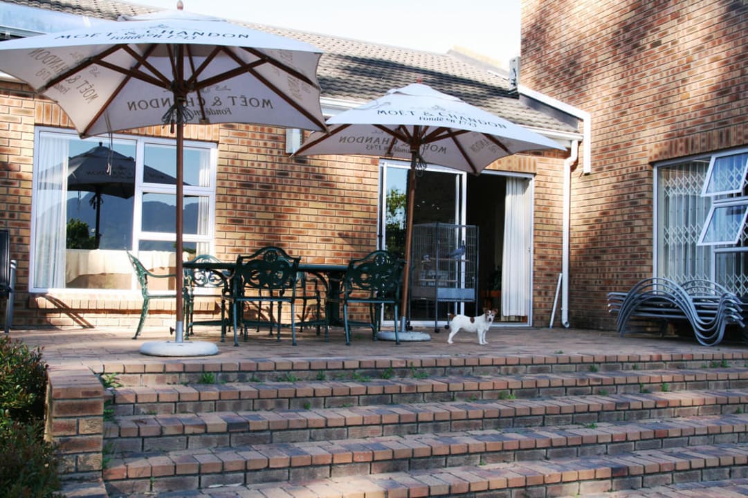 Die einladende Terrasse Bed & Breakfast Edelweiss