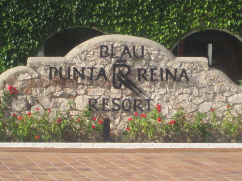 Am Eingang blau punta reina
