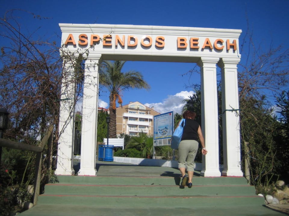 Aufgang zum Hotel Trendy Aspendos Beach Hotel