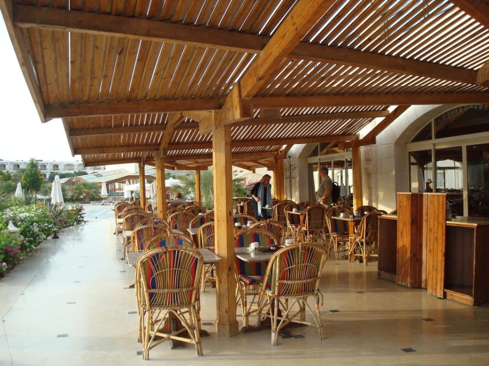 Restaurant Miramar, Aussenbereich Brayka Bay Resort