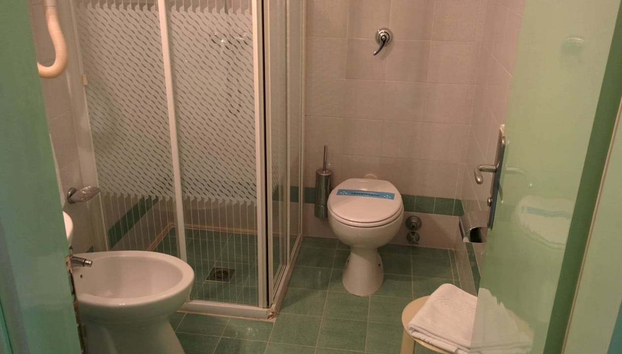 WC und Bad Hotel Luna