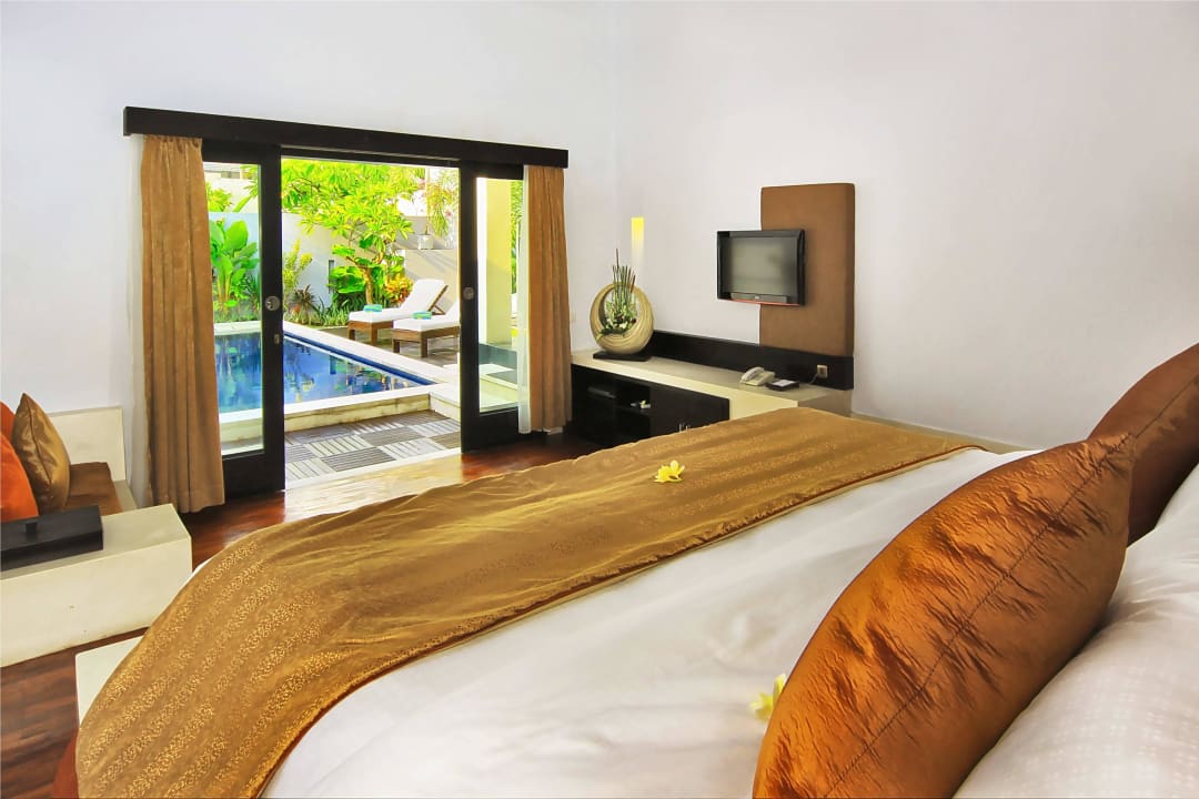 Bedroom The Seminyak Suite - Private Villa