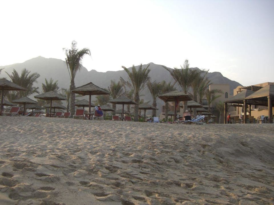 Strand Miramar Al Aqah Beach Resort