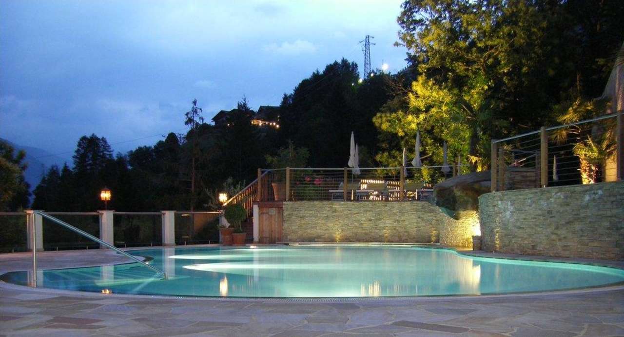 Abendstimmung am Pool Hotel Panorama