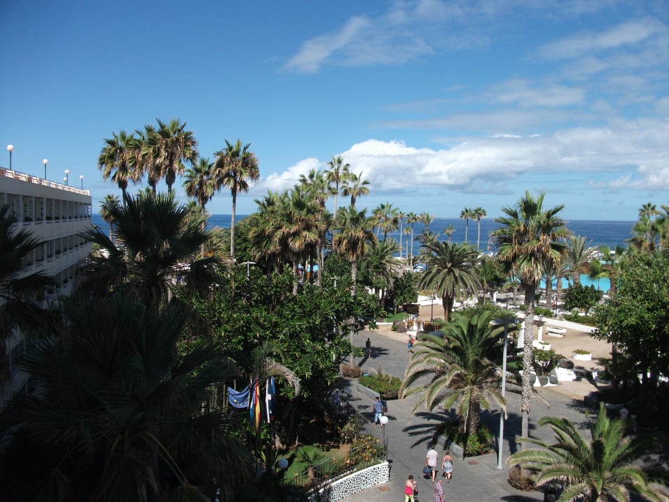 Vom Balkon in der 4. Etage H10 Tenerife Playa