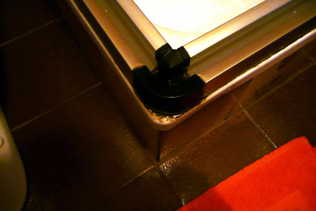 Duschtasse-Schmutz/Schimmel Mohnhotel & Bergwirt Schrammel