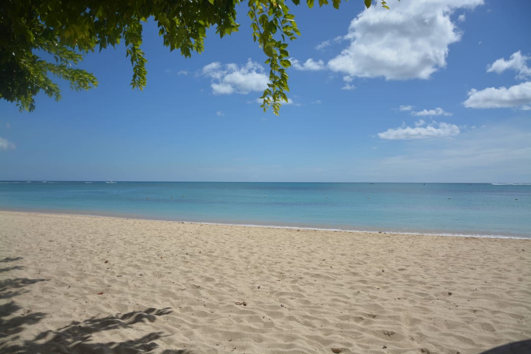 Traumhafter Strand Maritim Resort & Spa Mauritius