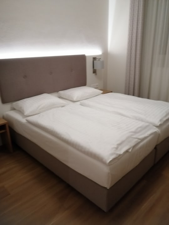 Zimmer Haus Rissen Gaestehaus