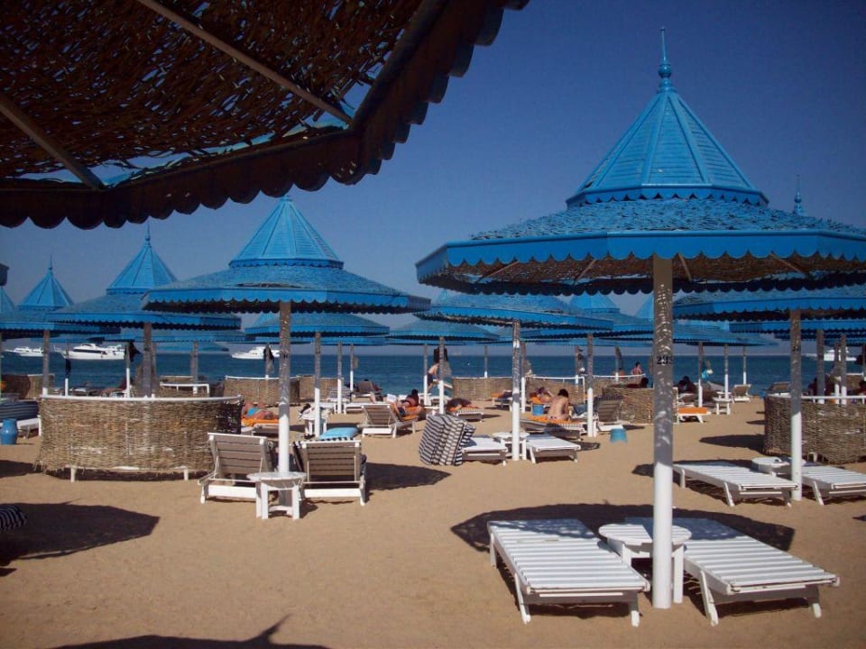 Liegen am Strand The Grand Hotel Hurghada