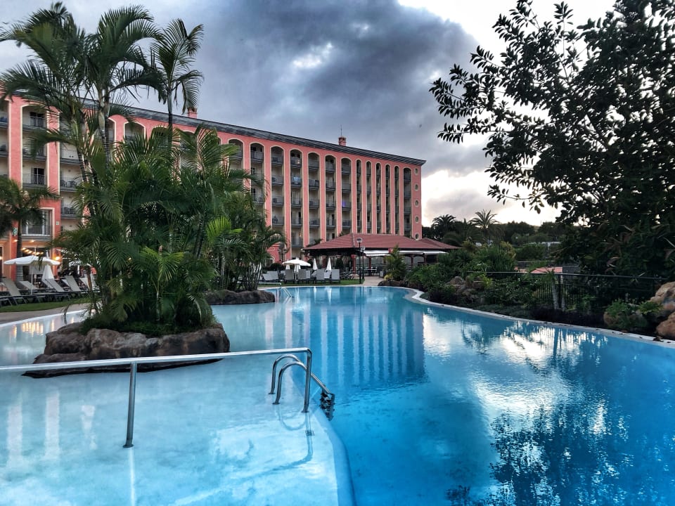 Pool Hotel Las Aguilas, Affiliated by Meliá