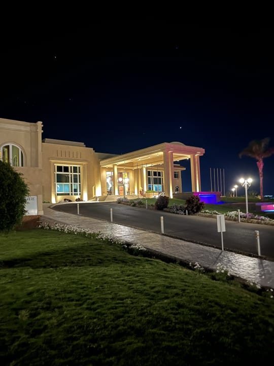 Lobby Serenity Alma Heights