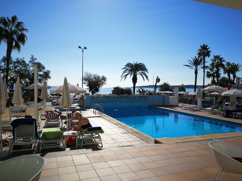 Pool Anba Romani