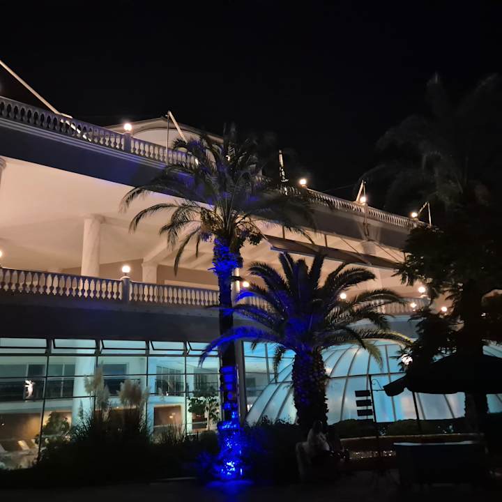 Außenansicht Starlight Resort Hotel