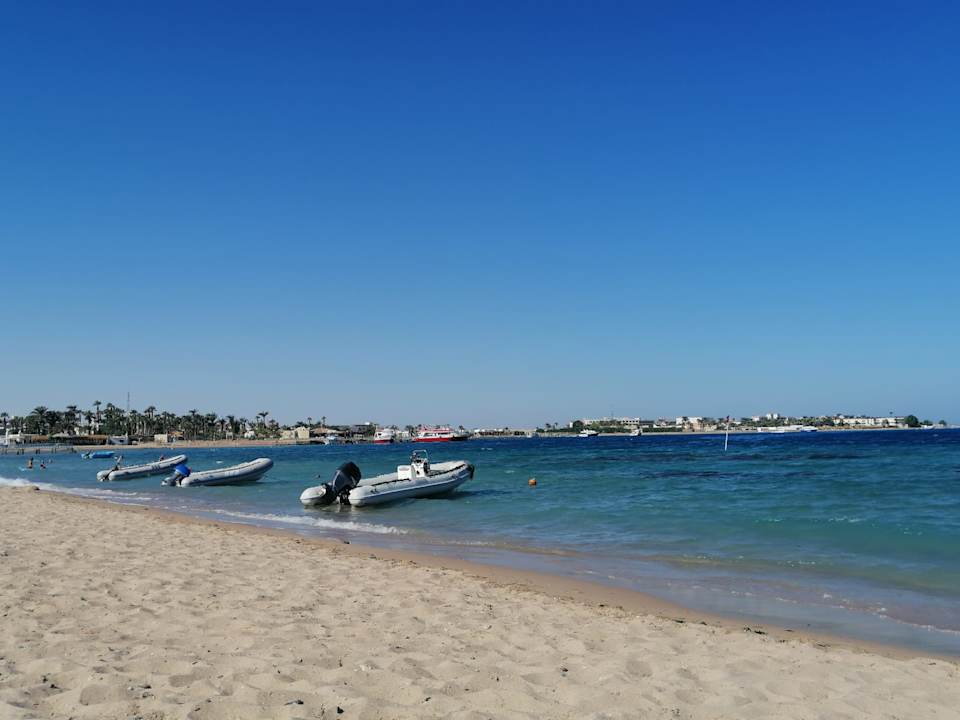 Strand Menaville Safaga