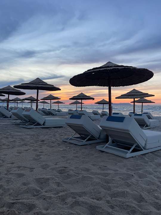 Strand Paralos Kosta Alímia