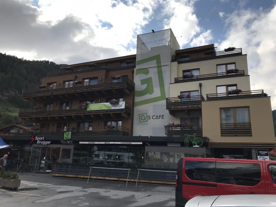 Außenansicht Hotel Bäckelar Wirt