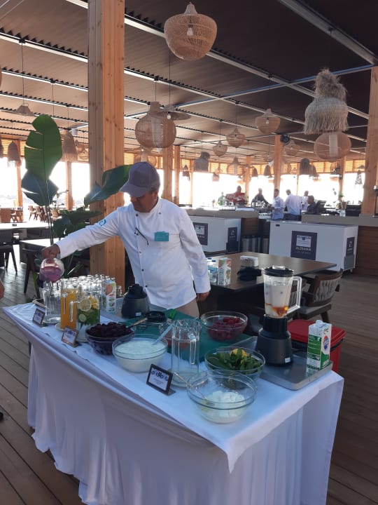 Gastro Jacaranda Luxury Resort