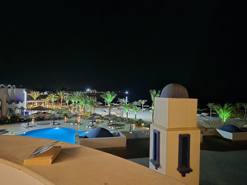 Pool Coral Sun Beach