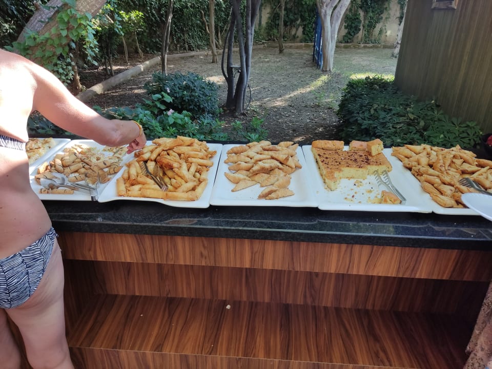 Gastro Telatiye Resort