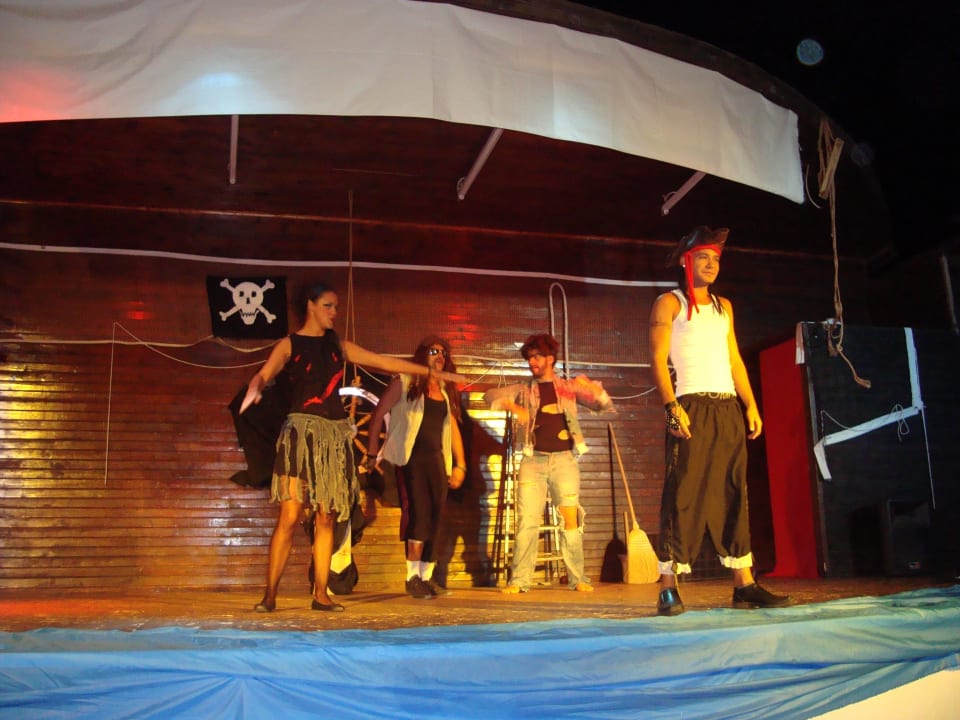 Animation - Pirates of Dance Hotel Sineva Beach