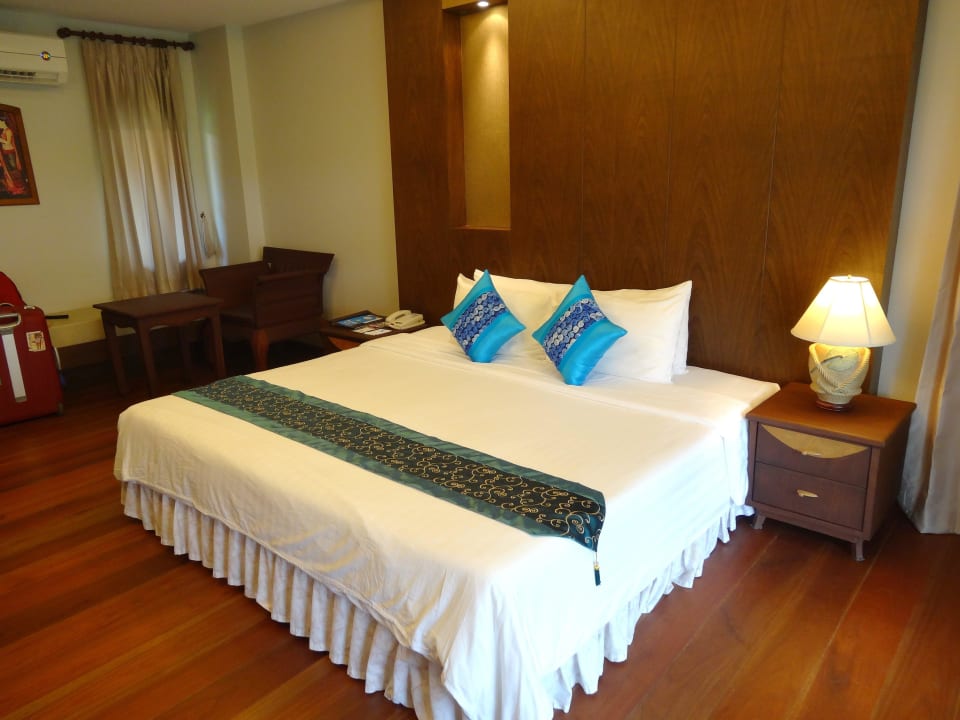 Deluxe Bungalow renoviert mit Holzfussboden Koh Chang Paradise Resort & Spa