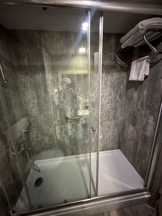 Zimmer Saturn Palace Resort Hotel