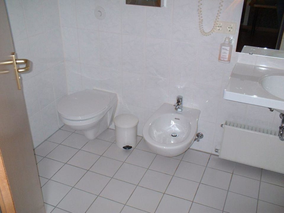 Bad Juniorsuite sogar mit PD Hotel Arvena Kongress