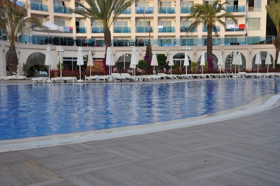 Pool Annabella Diamond Hotel & Spa