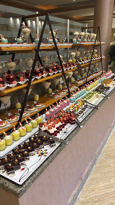 Gastro Three Corners Sea Beach Resort