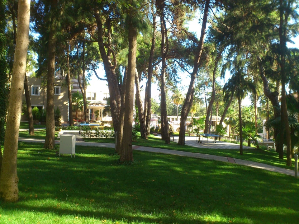 Die wunderschne Parkanlage Club Sidelya Hotel