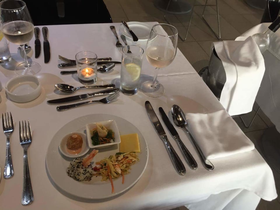 Restaurant Napa Mermaid Hotel & Suites