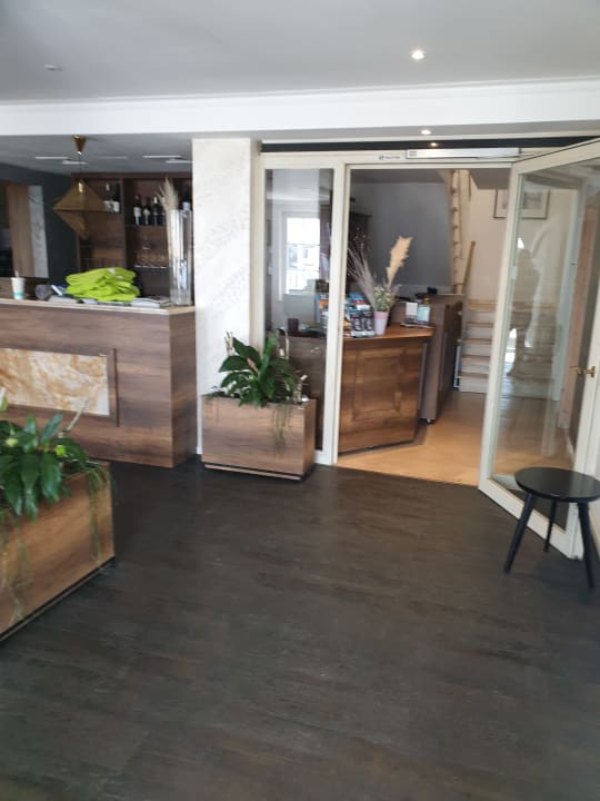 Lobby Hotel Amelia